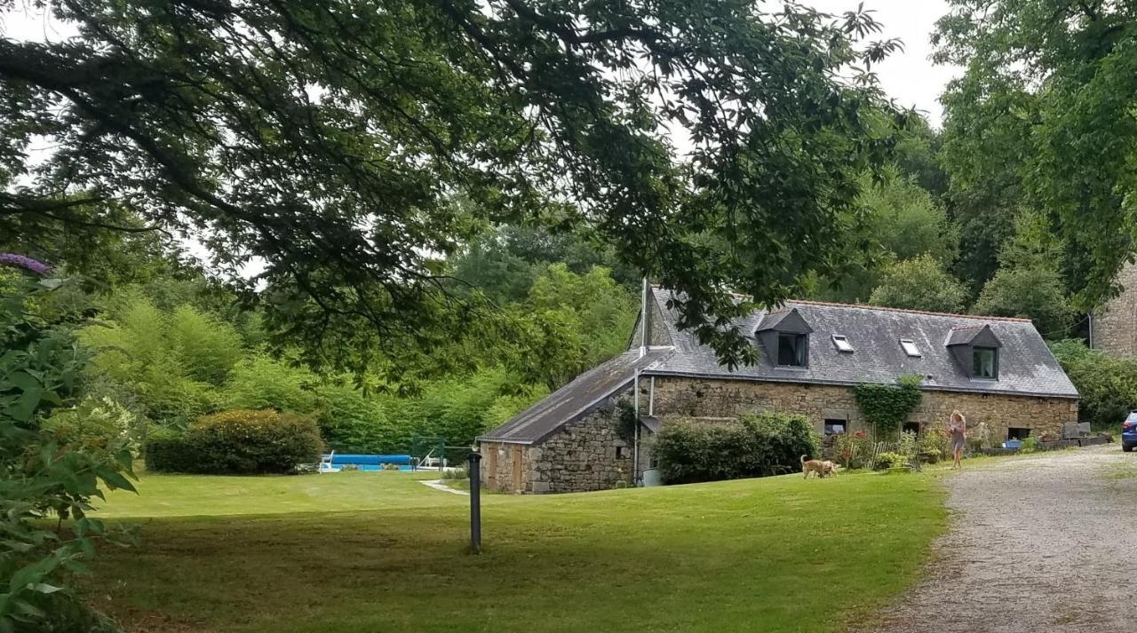 Gite Du Nouveau Monde Langoelan Exteriör bild